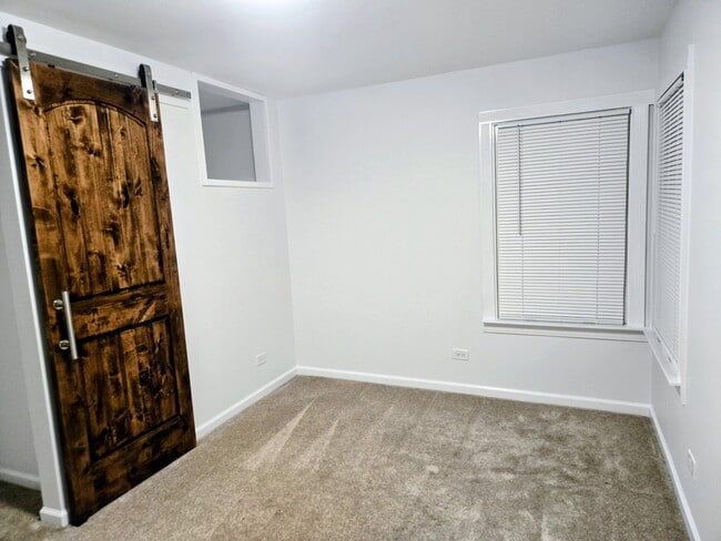 Building Photo - 3803 N Pacific Ave