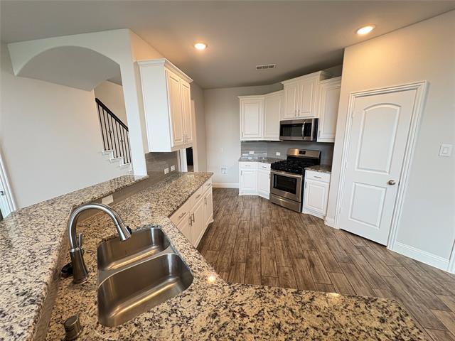 Building Photo - 2823 Diamondback Dr