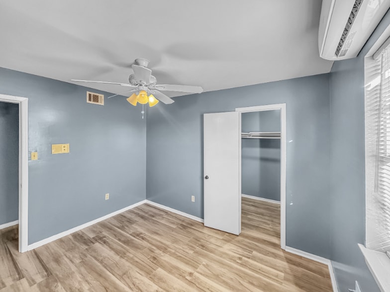 Building Photo - 2421 Caswell Ln