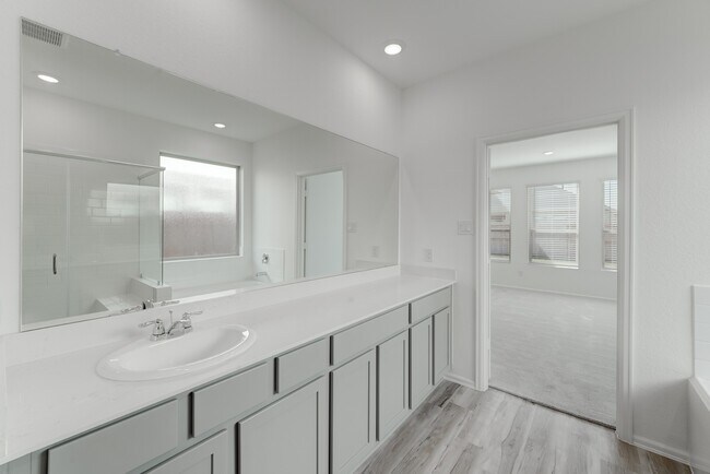 Building Photo - 31415 Beacon Cove Trl