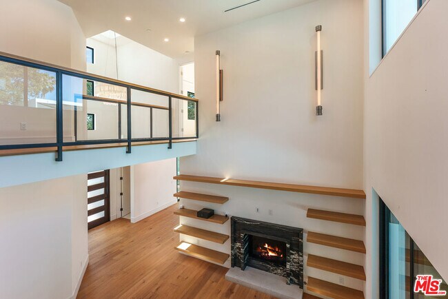 Building Photo - 382 Aderno Way