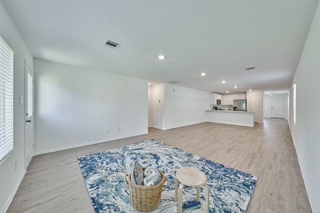 Building Photo - 3799 Solanum Dr