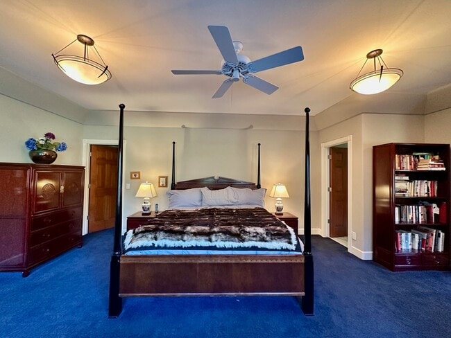 Building Photo - 10978 Squirrel Creek Rd