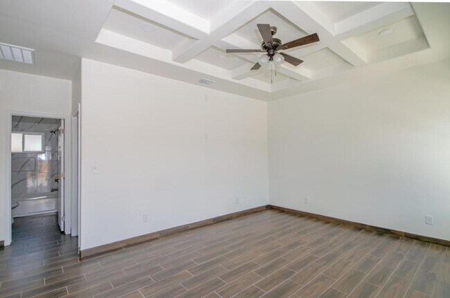 Building Photo - 3012 West Dr