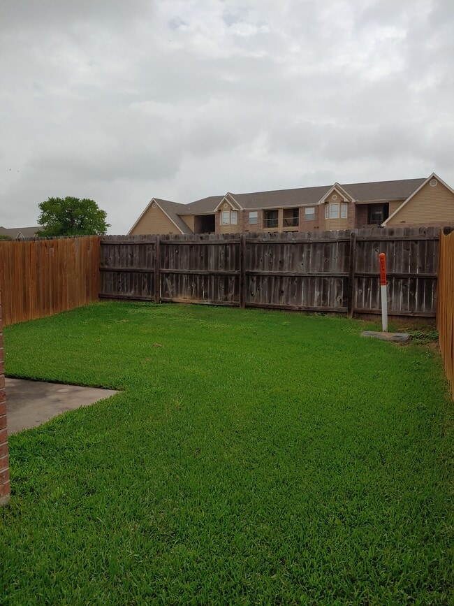 Private rear yard - Bright Circle Town Homes