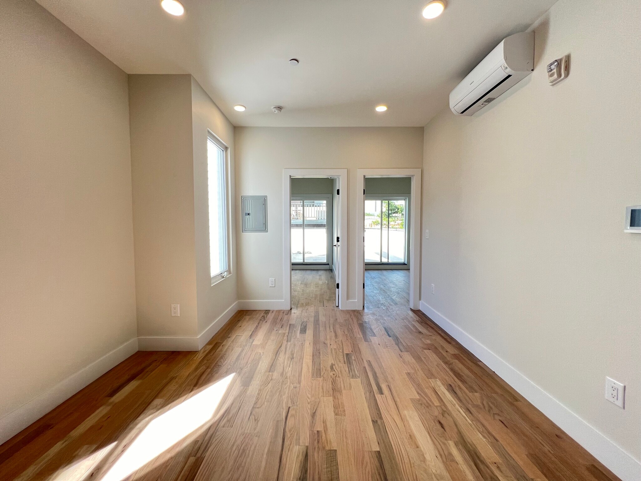 Unit 2B - 46 Van Reipen Ave