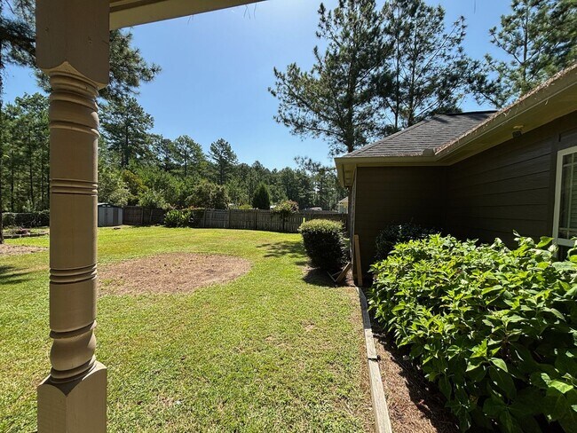 Building Photo - This Cute Home Is Everything You've Been Looking For! In A Quiet Subdivision With No Hoa