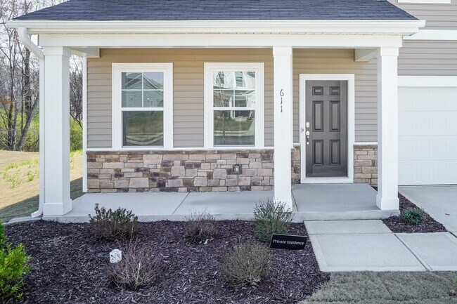 Building Photo - NEW Four Bedroom Home!