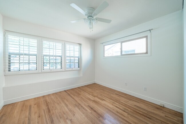 Building Photo - 5564 Gala Ave