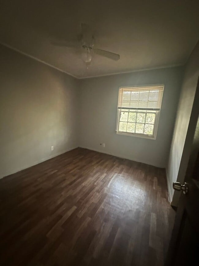 Building Photo - 4147 Marion Ave