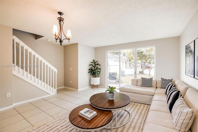 Building Photo - 2281 NE 42nd Cir