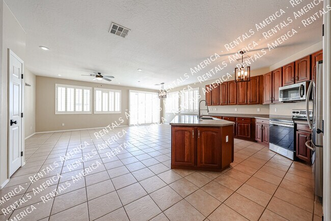 Building Photo - 14977 W Charter Oak Rd