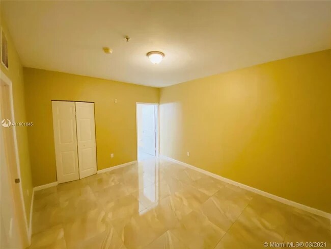 Building Photo - 17350 NW 67th Ave