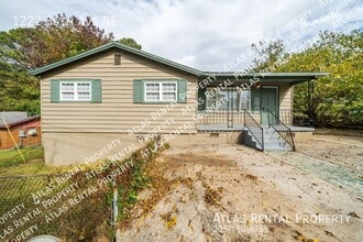 Building Photo - 1222 36th Ave
