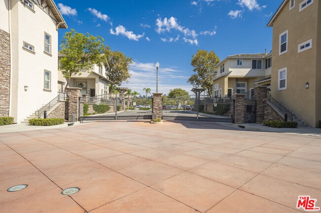 Building Photo - 15413 Ashley Ct