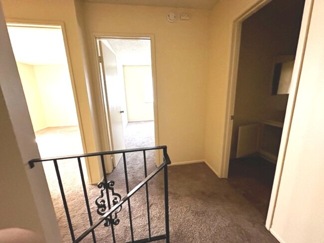 Building Photo - MOVE-IN SPECIAL: 1/2 off first months rent...