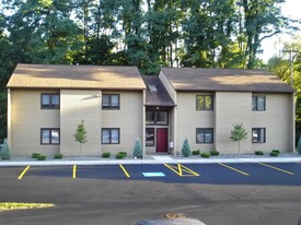 Building Photo - Crystal Tree Apartments