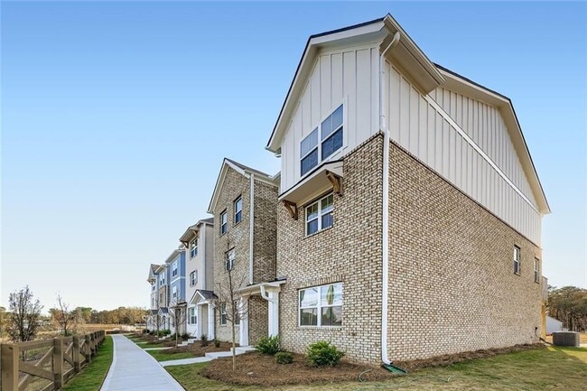 Building Photo - 6217 Honeybell Aly