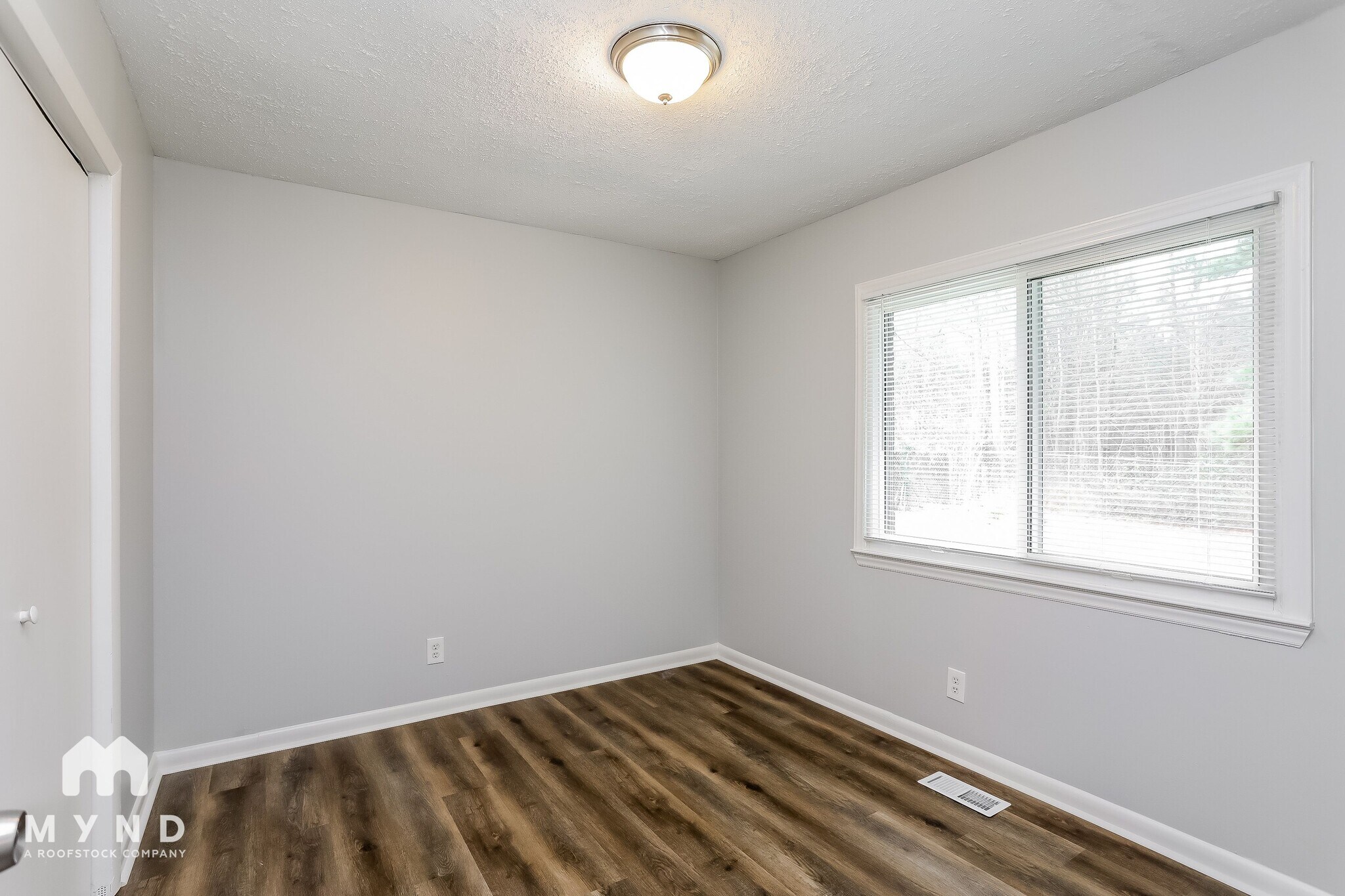 Building Photo - 908 Waring St