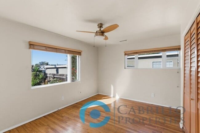 Building Photo - 5425 Adams Ave