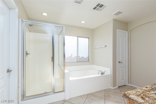 Building Photo - 7649 Lookout Hill St