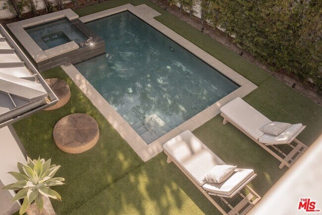 Building Photo - 6546 Colgate Ave