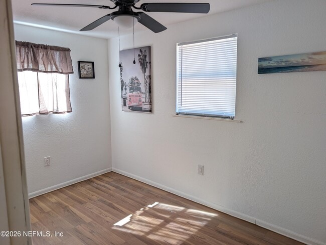 Building Photo - 231 5th Way