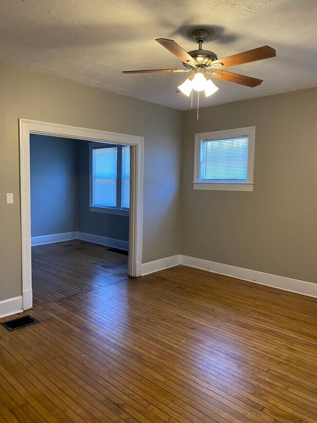 Building Photo - 486 Price Rd