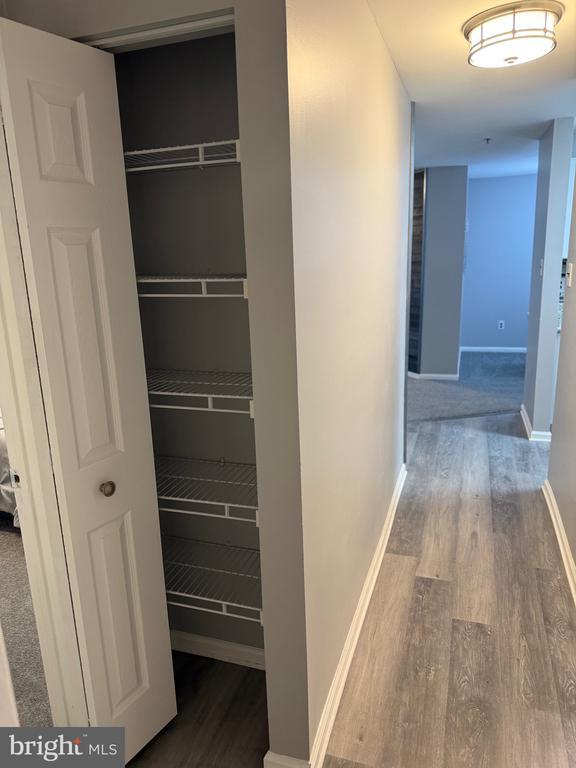 Building Photo - 102 Stonehurst Ct