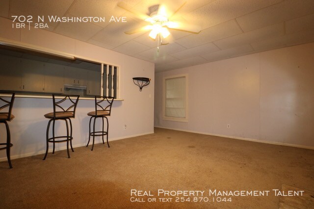 Building Photo - House for Rent in Cameron Texas