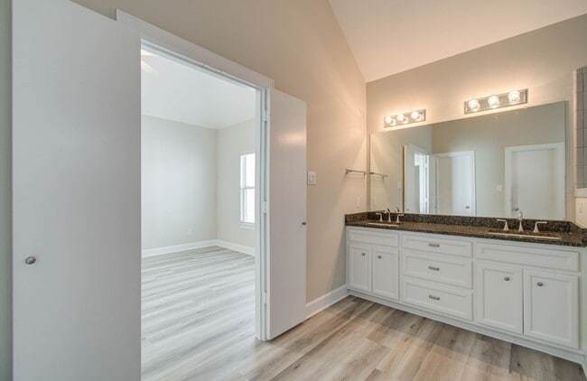 Building Photo - 11514 Main Cypress Dr