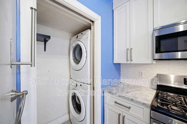 Building Photo - 2208 Wilmore Dr