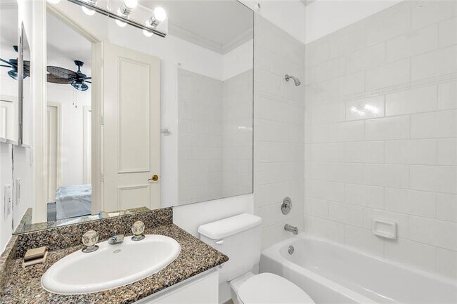 Building Photo - 6321 NW 120th Dr