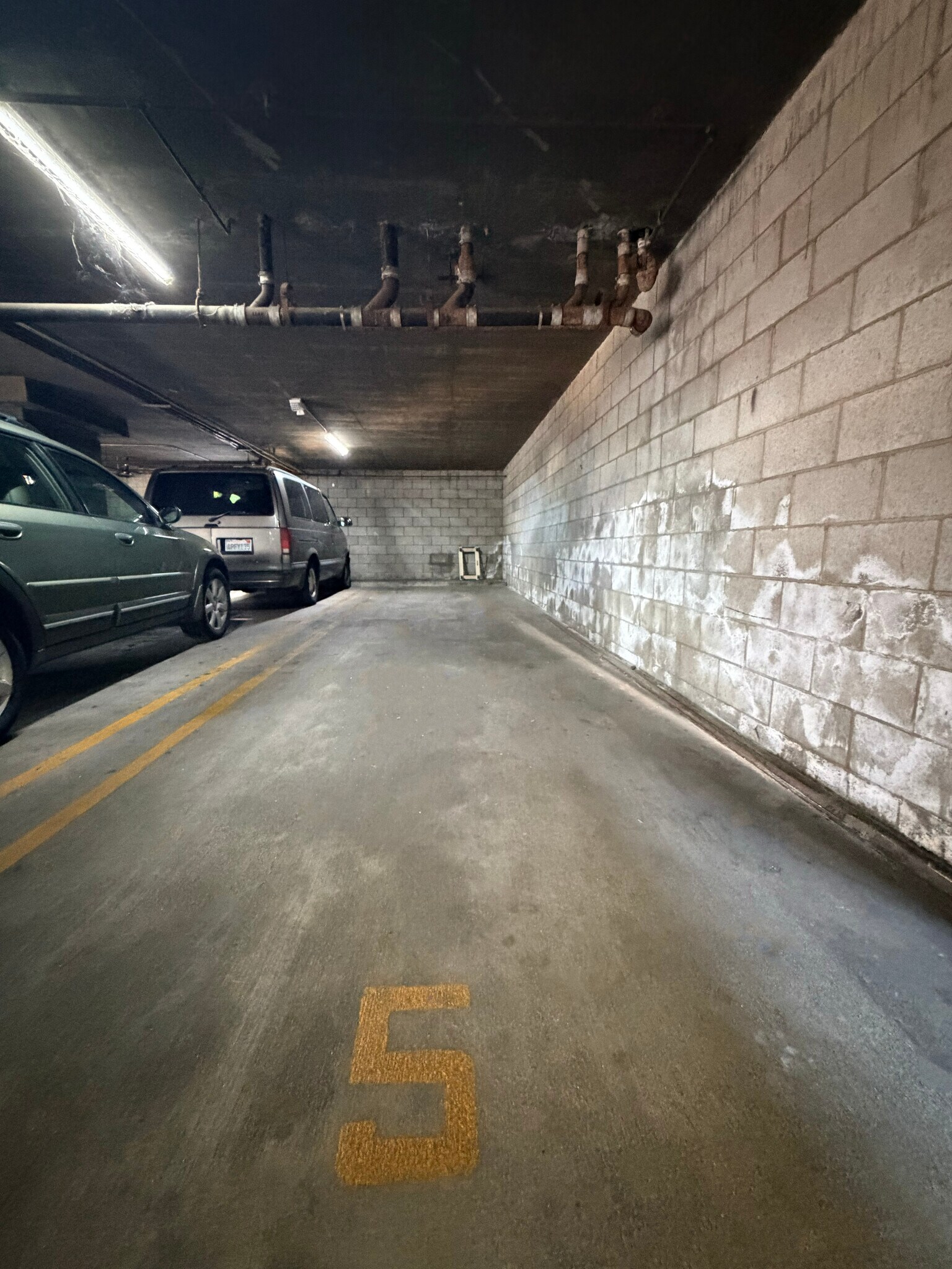 Building Photo - 7305 Milwood Ave