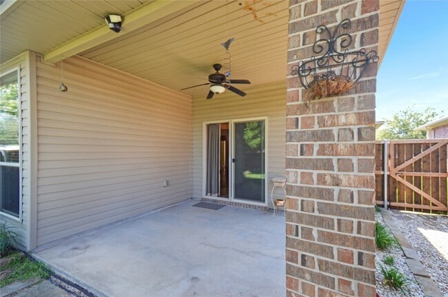 Building Photo - 3304 Stonecrop Trail