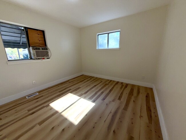 Building Photo - 26636 Lorenz St