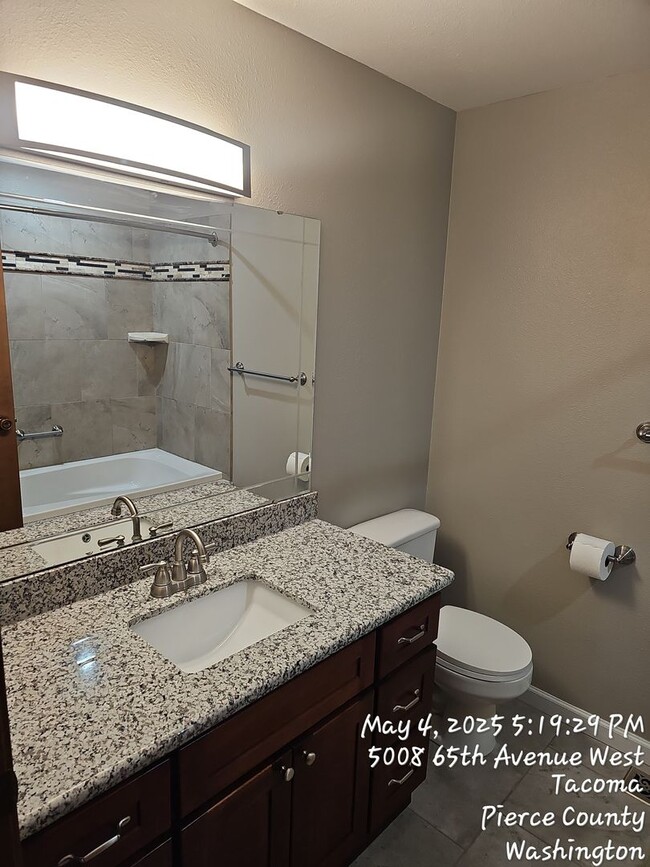Building Photo - University Place Custom Rambler home for R...