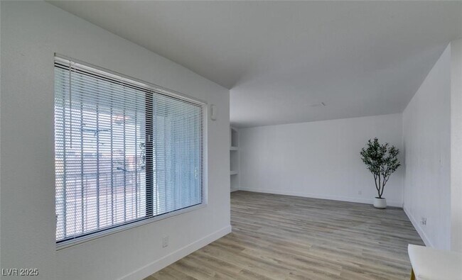 Building Photo - 6932 Kilgore Dr