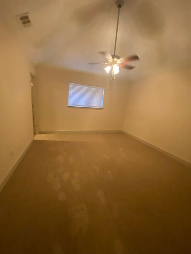 Building Photo - 9291 Burbank Dr