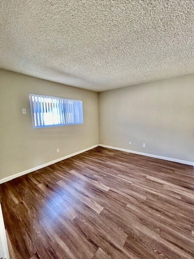 Building Photo - 1 BR 1 BA North Park!