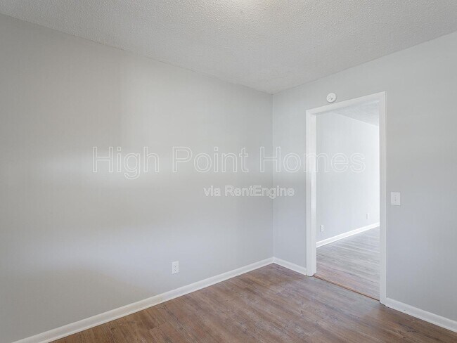 Building Photo - 125 Swafford Rd