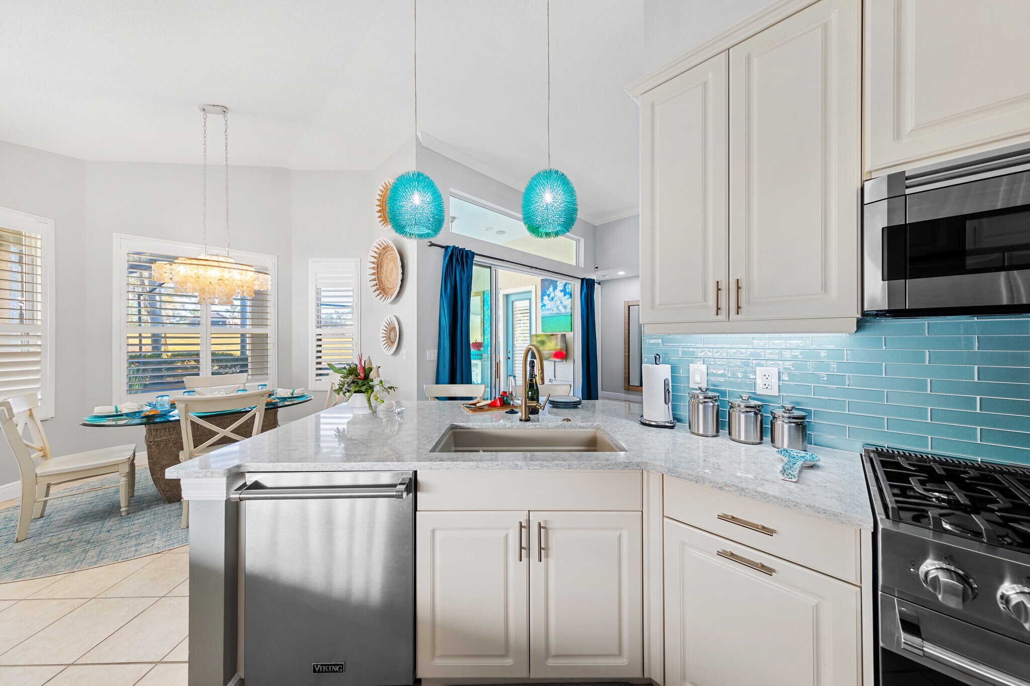 Building Photo - 7236 Orchid Island Pl