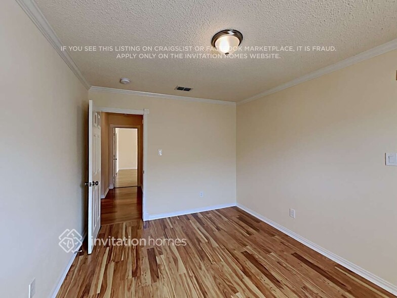 Building Photo - 2075 Paint Pony Ln