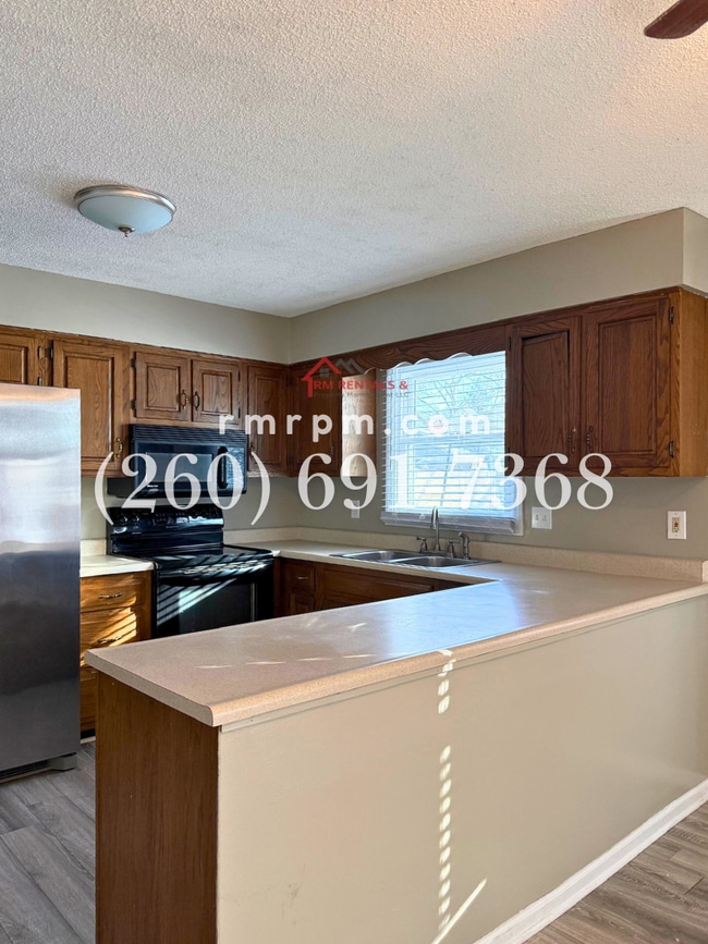 Building Photo - 6315 W 465 N