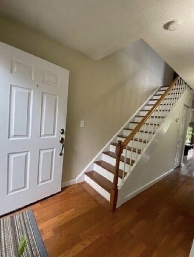 Building Photo - 10 Merganser Way