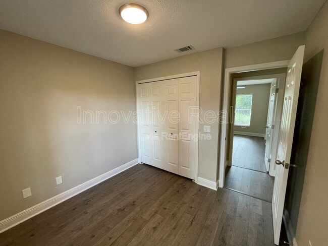 Building Photo - 6518 Cocos Dr