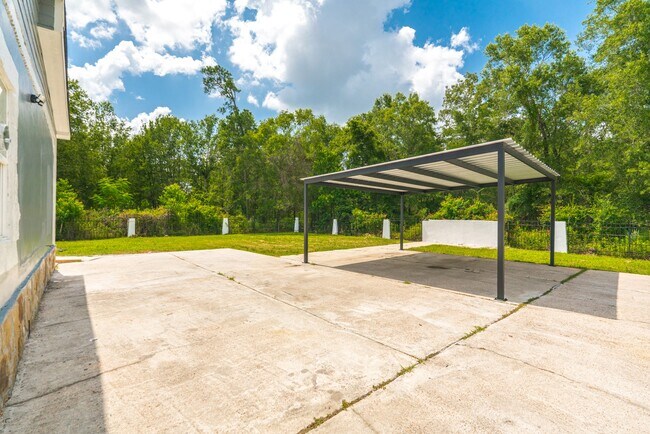 Building Photo - 17128 Spindle Oaks Dr