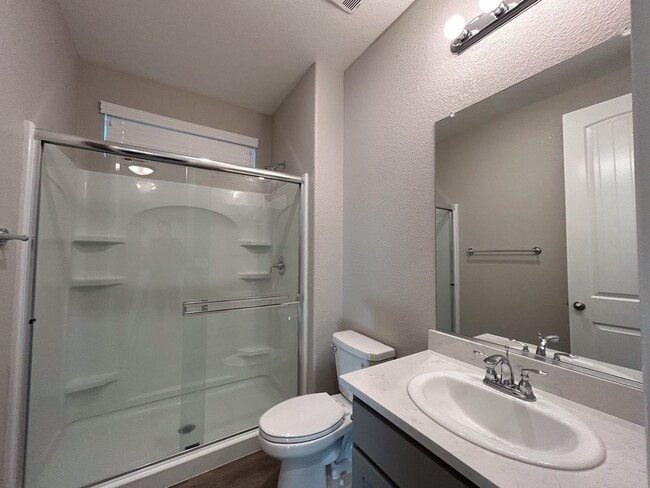 Building Photo - Large 4 Bedroom, 3 Bathroom New Construction Home in Chico