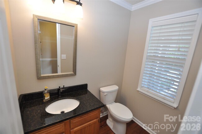 Building Photo - 8421 Southgate Commons Dr