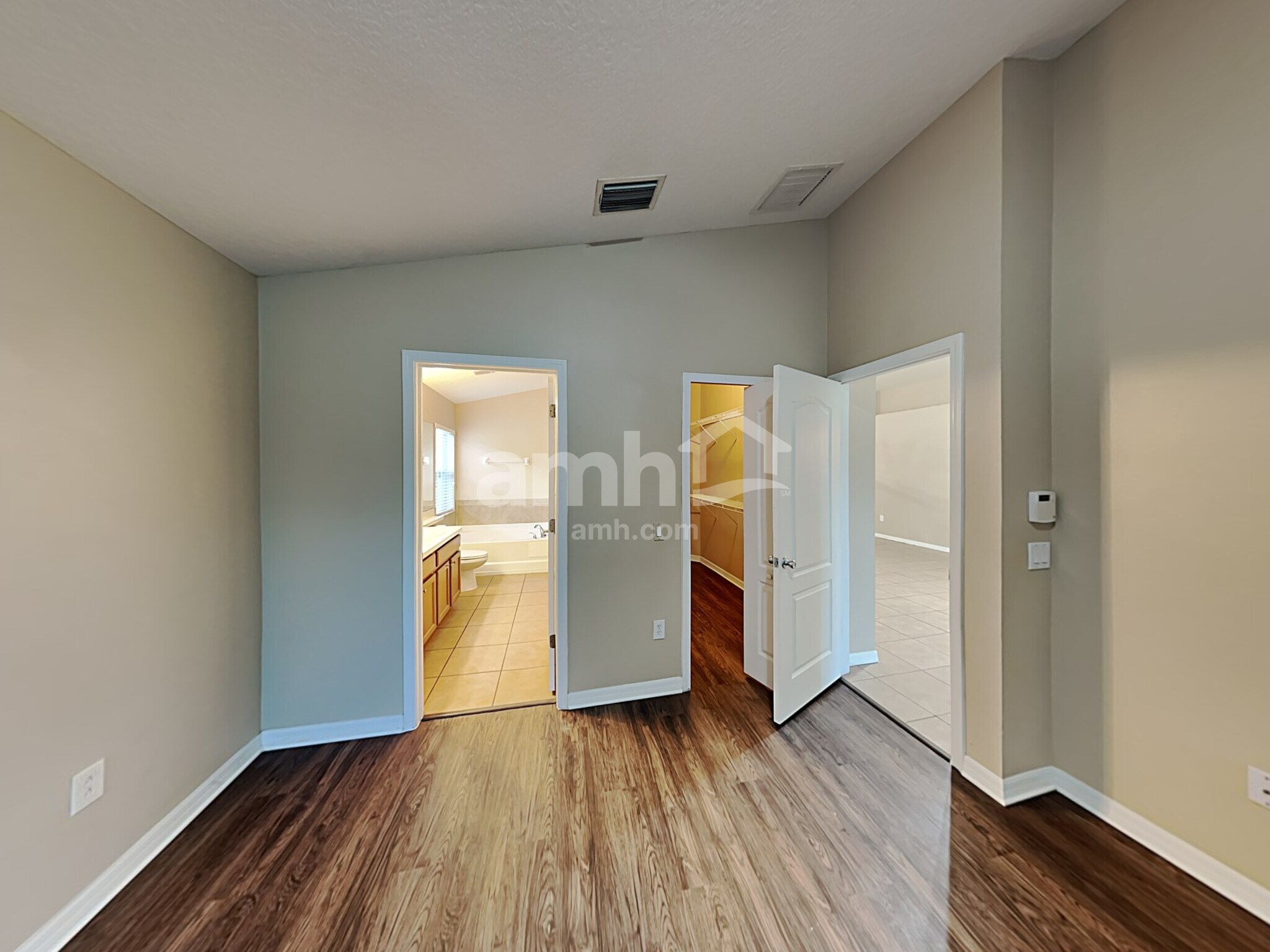 Building Photo - 8125 Alamosa Wood Ave